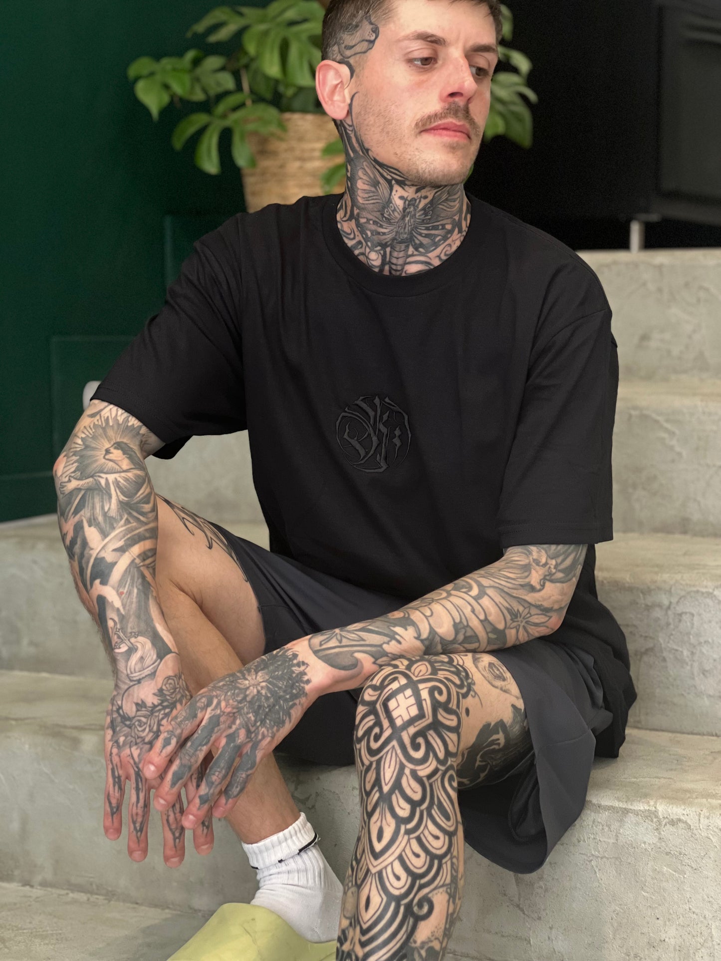 KOVR CLASSIC T-shirt brodé